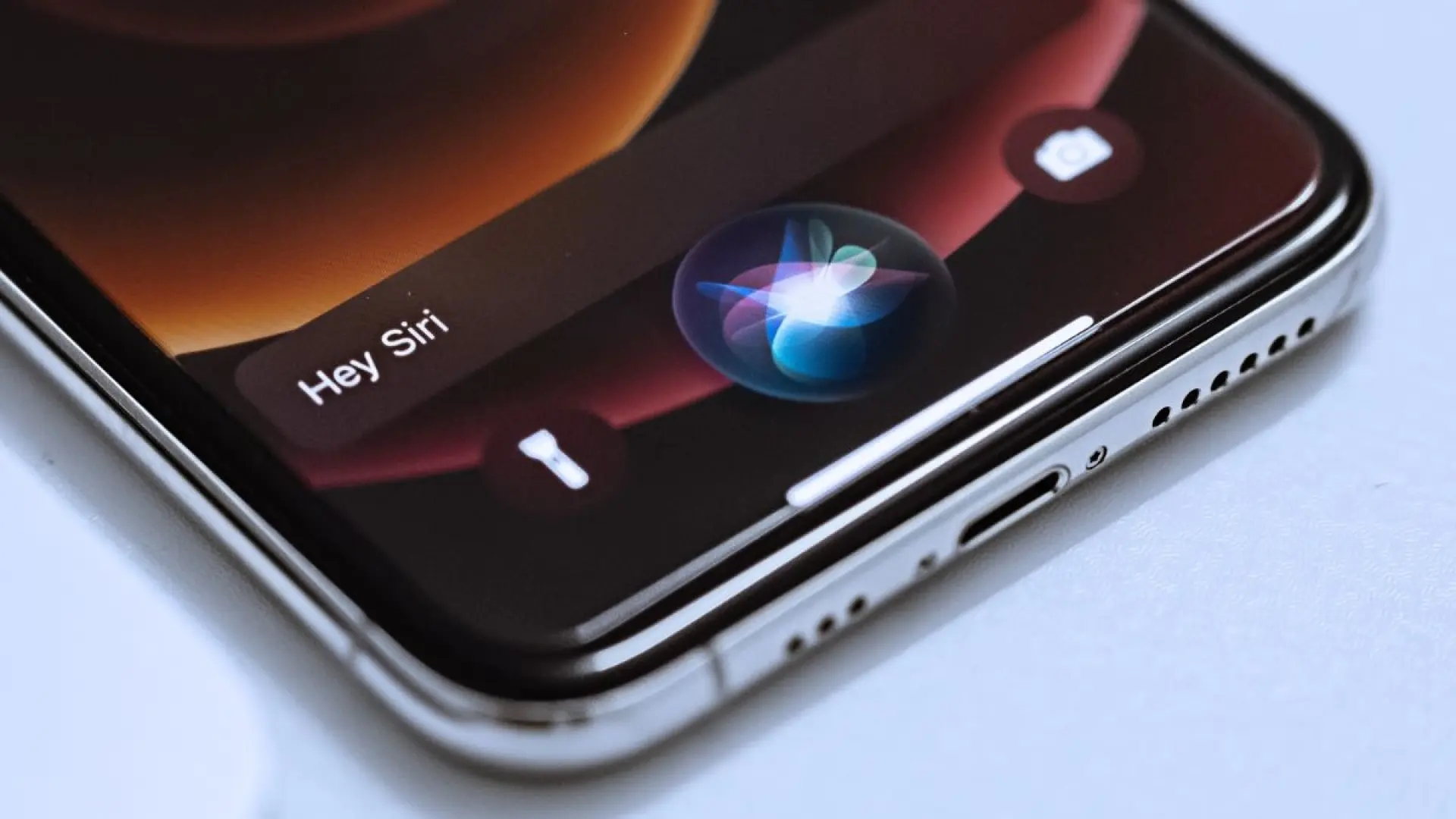 Siri verliert gegen Europa: EU-Vorschriften zwingen Apple, den Ersatz durch einen anderen Sprachassistenten zuzulassen.