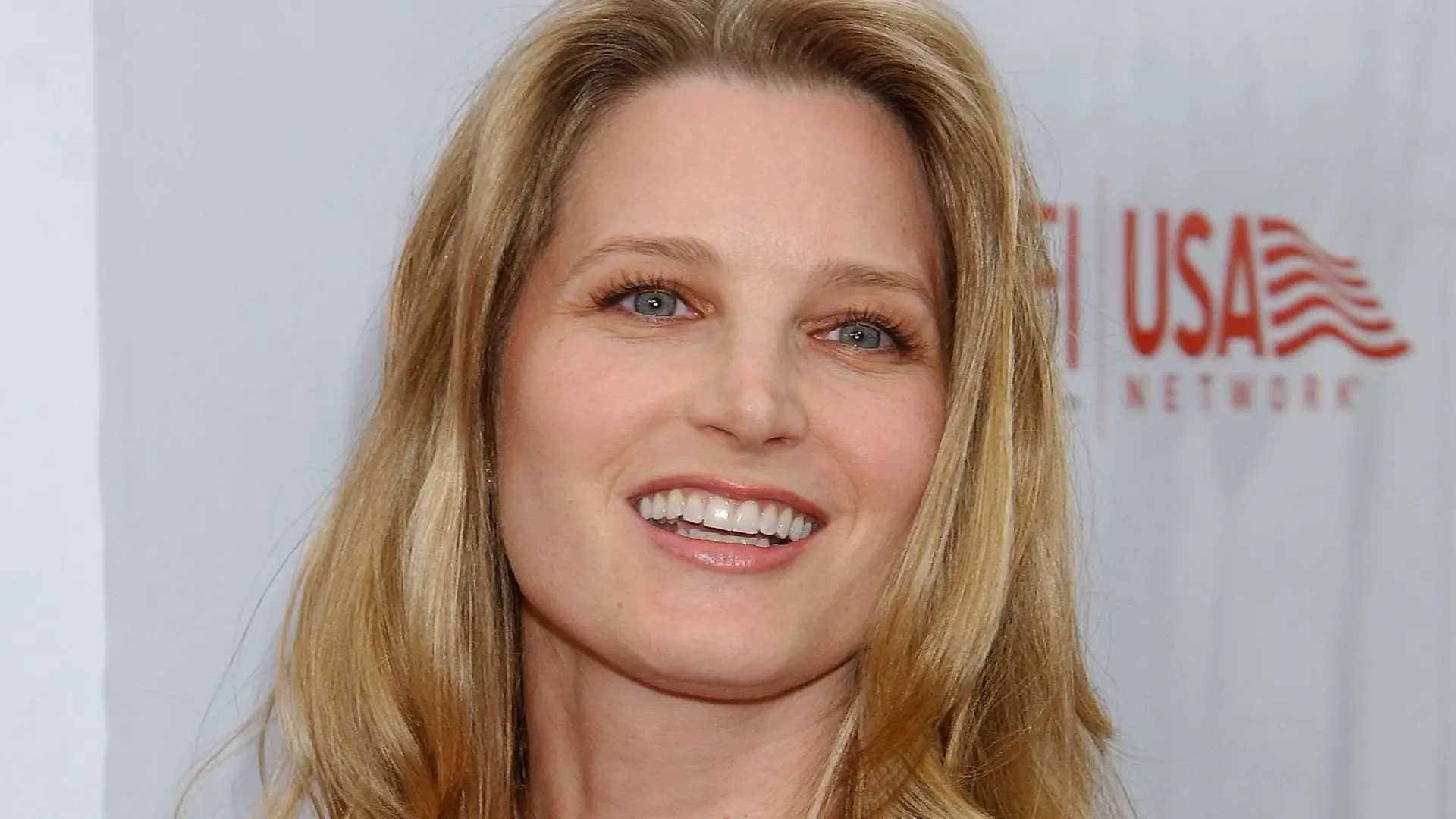 Bridget Fonda, taciz ve iftira iddialarının ardından ilk kez Danny Elfman ile fotoğraflandı