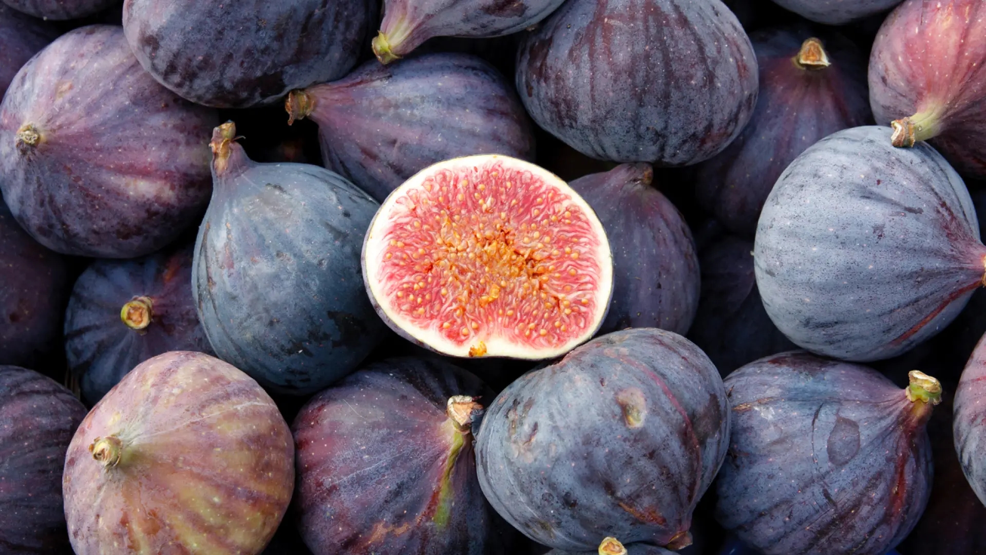What's the difference between figs and brevas? Here's everything you need to know.