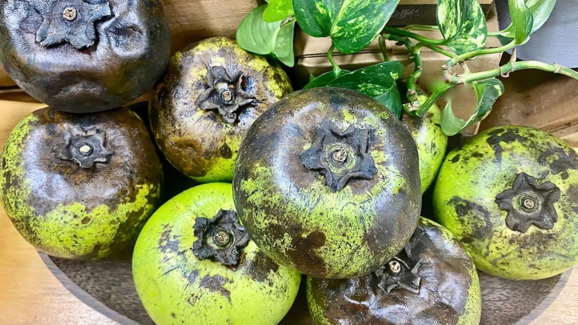 Black gold: the little-known tropical fruit in Spain that provides energy and improves iron absorption.