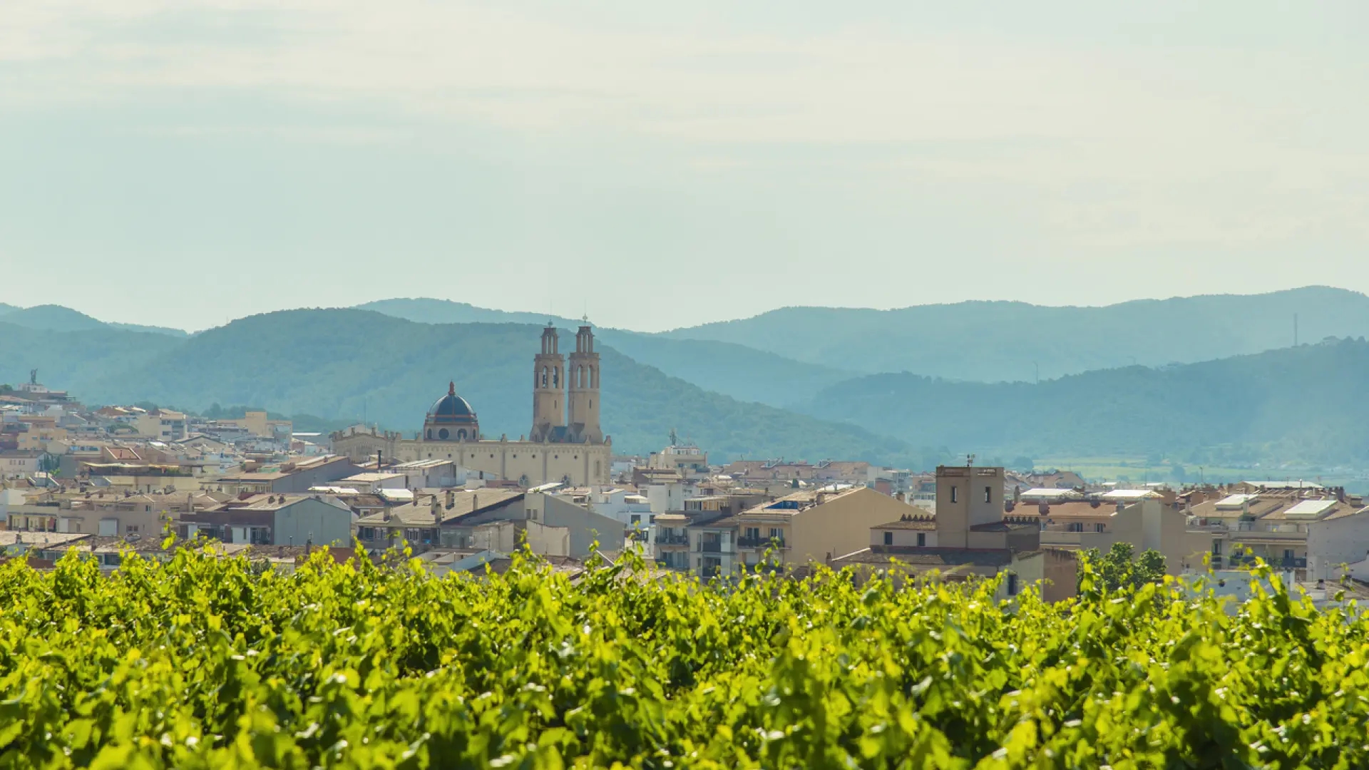 Le village catalan où est née Aitana Bonmatí : un riche patrimoine entre mer et montagne