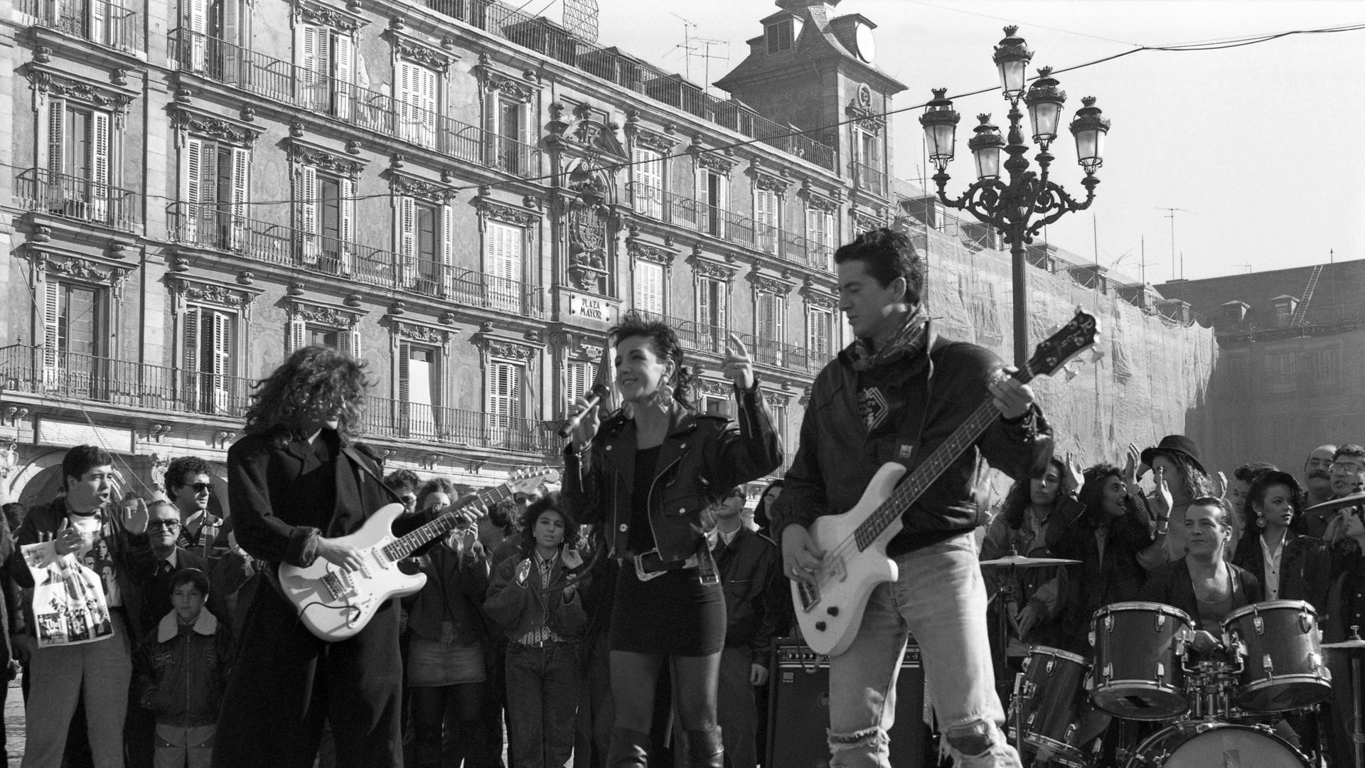 Объект Movida Madrileña, который ищут коллекционеры и за который можно выиграть 200 евро.