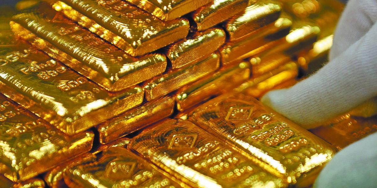 Gold trades steady as market awaits US inflation data