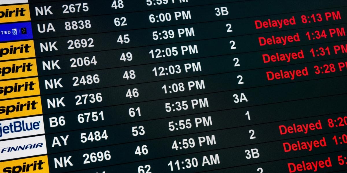Chaos na międzynarodowym lotnisku Newark Liberty frustruje linie lotnicze i niepokoi podróżnych