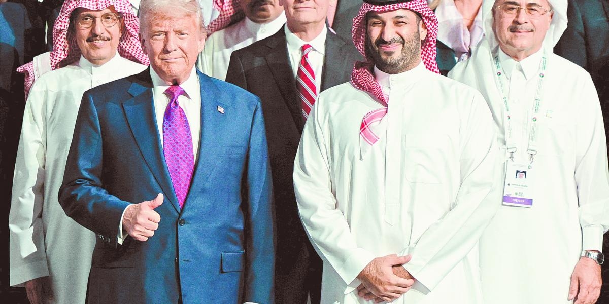Trump odwiedza Rijad w celach biznesowych