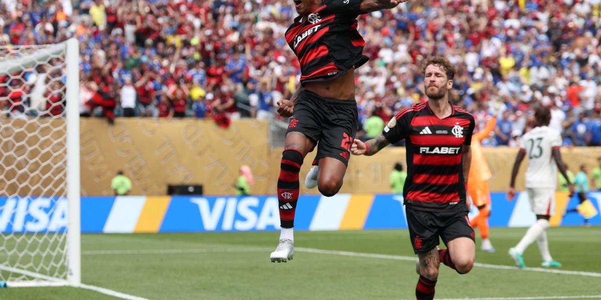 Flamengo is the first team to qualify for the round of 16 of the Club World Cup.