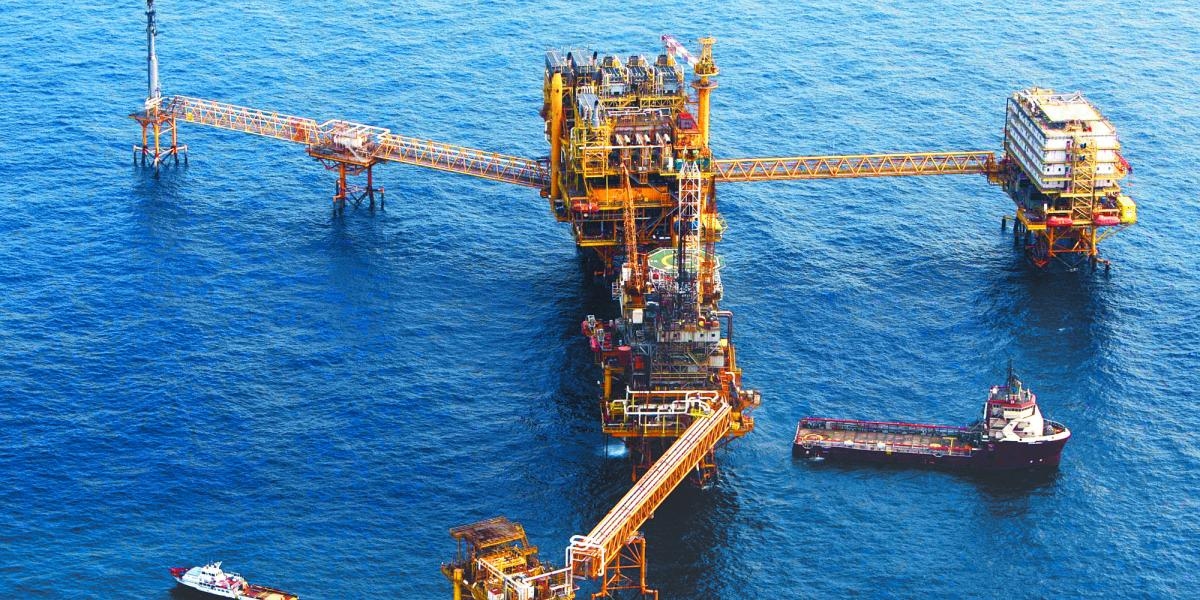 Pemex chce pozyskać 69 400 baryłek ropy naftowej dziennie za pośrednictwem kontraktów mieszanych