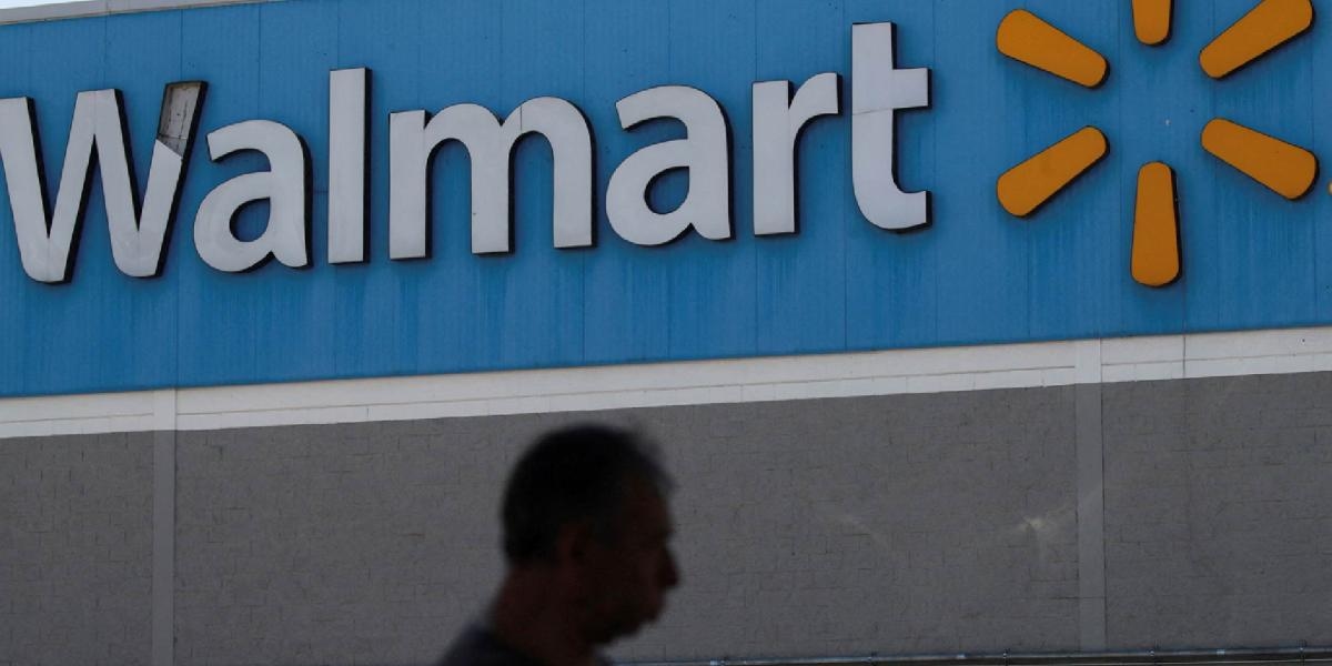 Berichten zufolge wurden vor einem Walmart in Michigan elf Menschen erstochen.