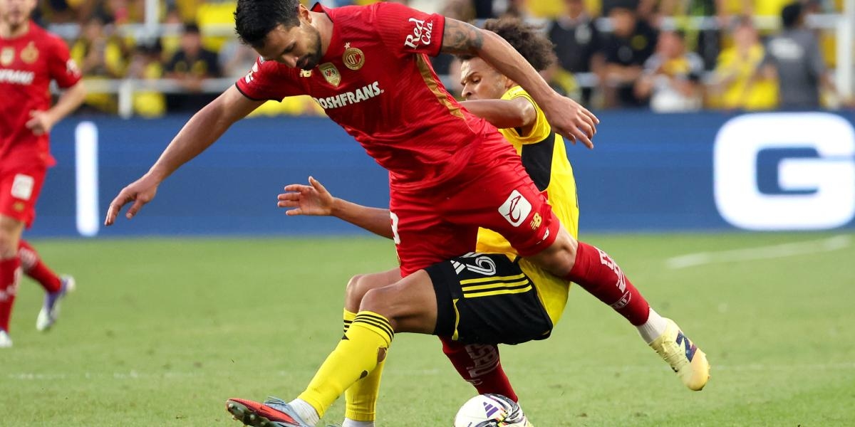 Toluca verslaat Columbus na strafschoppen en Puebla verplettert New York in de seizoensopener van de Leagues Cup.