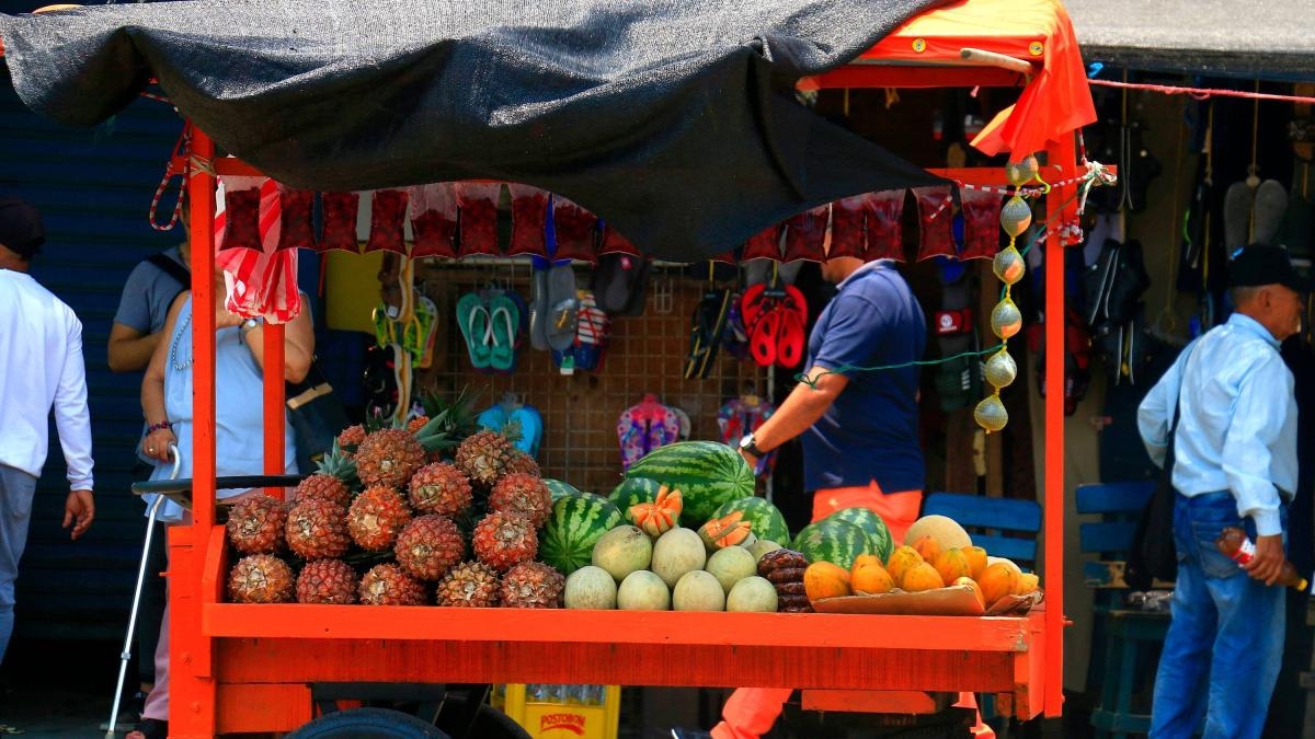 Cuentas Claras / análisis revela cuánto ganan los trabajadores informales en Colombia