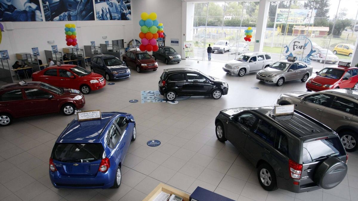 Juli was de beste maand voor de verkoop van nieuwe auto's in 2025; de automobielsector registreerde 23.872 eenheden.