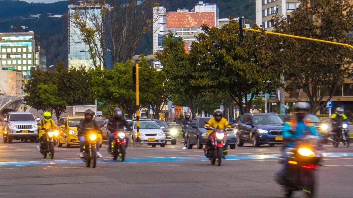 Attention! Voici les six nouveaux panneaux de signalisation que les motocyclistes doivent respecter