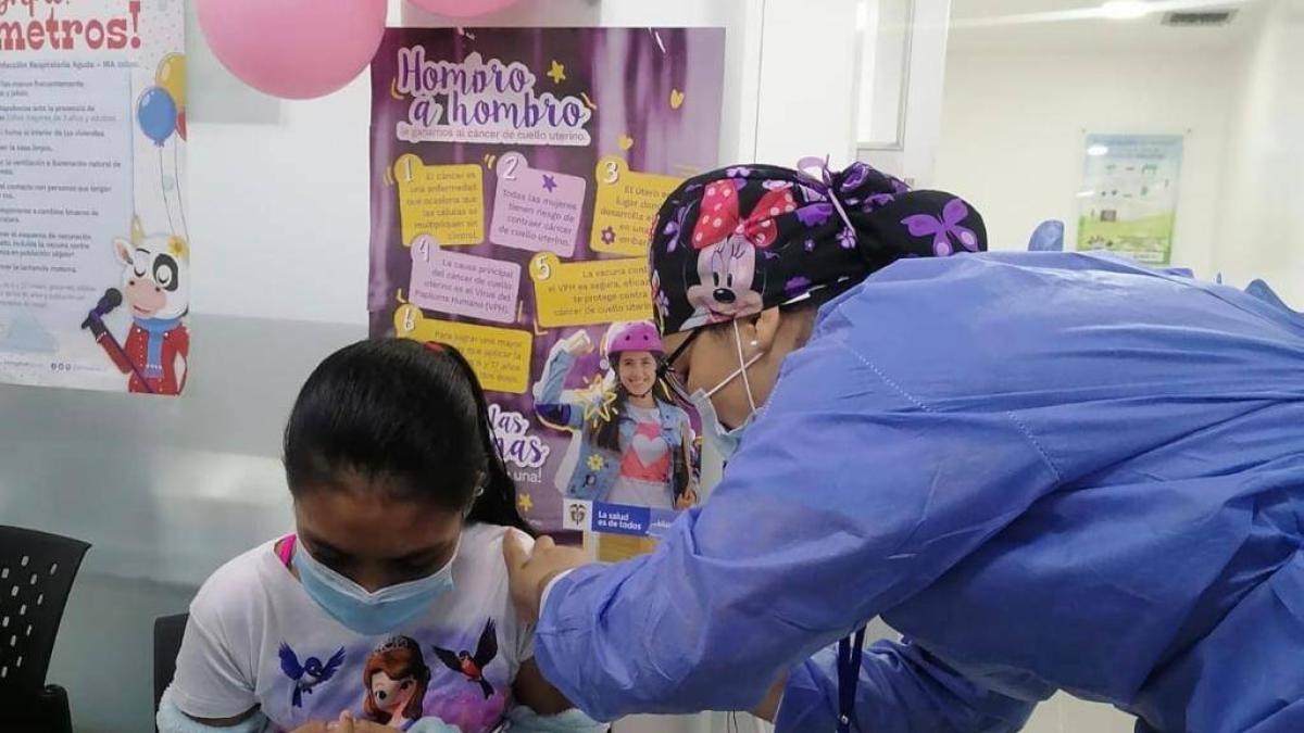 Yanlış bilgi, erişim eksikliği ve kampanyaların yokluğu: Kolombiya'da HPV aşılamasındaki durgunluğun arkasındaki nedenler.