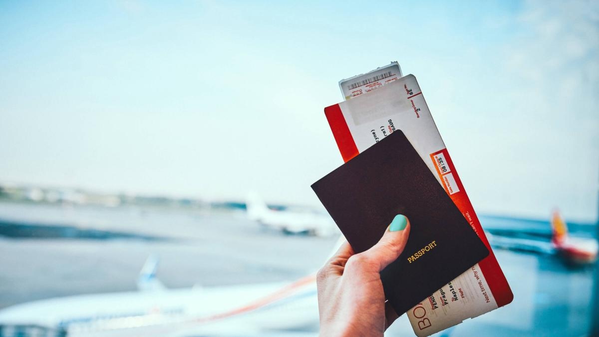 When should you buy flight tickets to get the cheapest prices for the mid-year holidays?