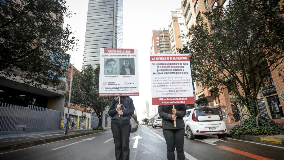 The government cannot change healthcare by decree: patients demand respect for the law in response to Ministry of Health decisions.