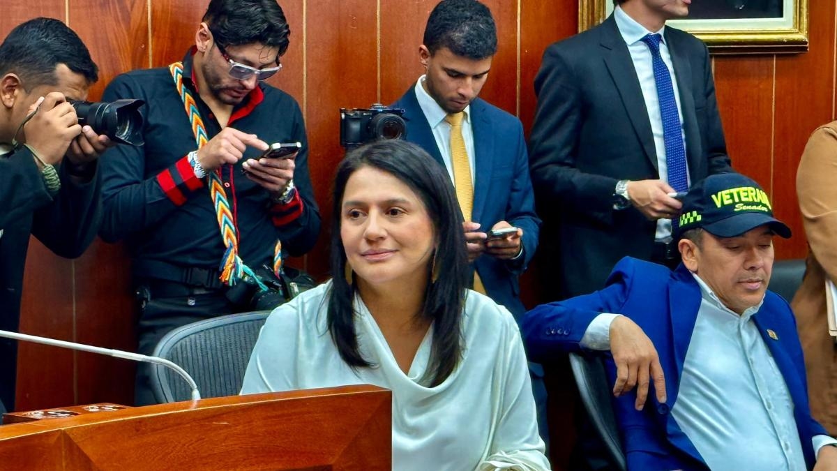 'This is not the time to divide either the Democratic Center or the country': Paola Holguín
