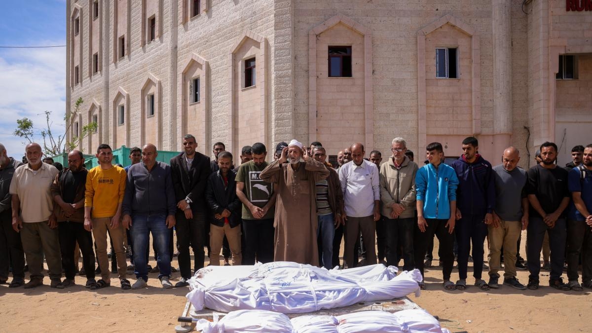 Nova rodada de bombardeios israelenses na Faixa de Gaza deixa mais de 100 mortos em um único dia: 'Estamos com medo'