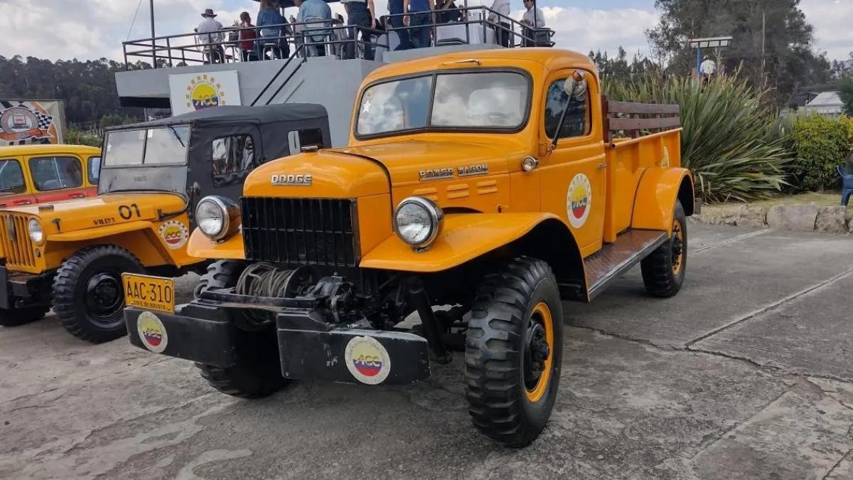 L'Automobile Club de Colombie célèbre 85 ans de promotion de la sécurité routière et du sport automobile.
