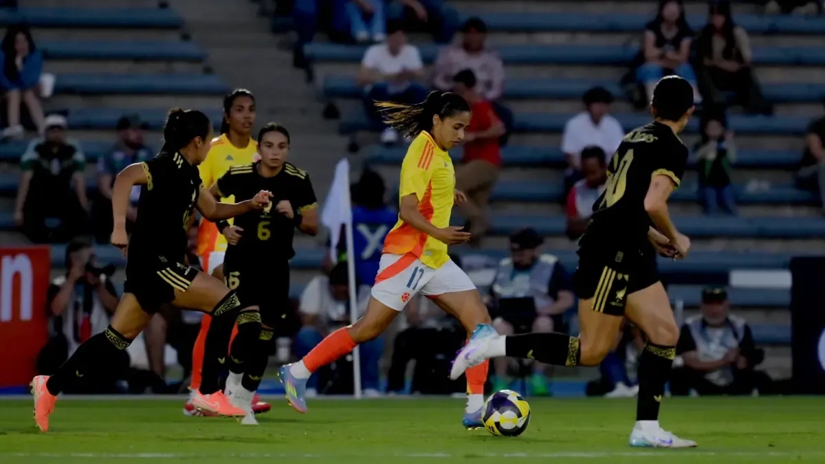 The Colombian women's national soccer team loses its second friendly against Mexico before the Copa América.