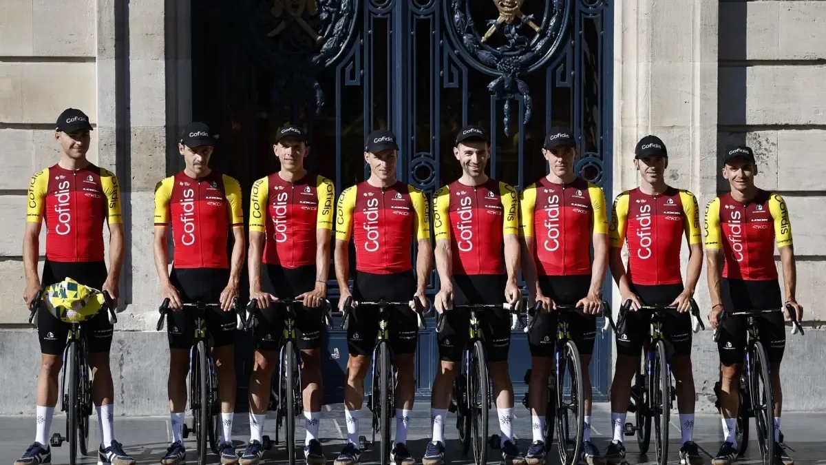 Denuncian millonario robo durante el Tour de Francia: forzaron el camión del Cofidis y se llevaron 11 bicicletas
