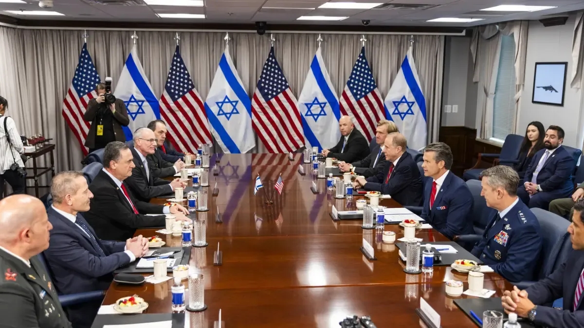 Les États-Unis et Israël soulignent le succès de leurs attaques contre l'Iran malgré les doutes sur le bombardement de centrales nucléaires.