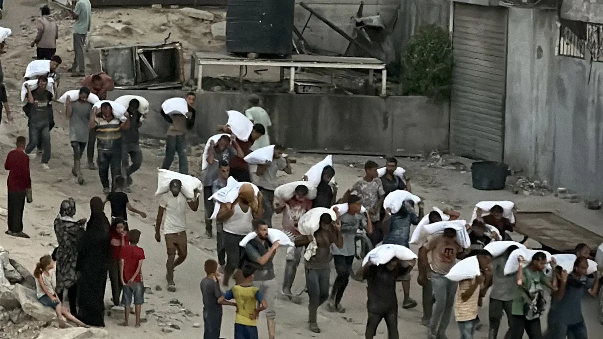Israël ontkent de aantijgingen over de verspreiding van "massahonger" in Gaza en beschuldigt Hamas ervan de distributie van humanitaire hulp te "saboteren".