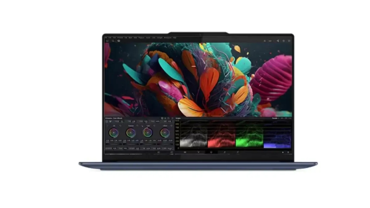 Lenovo Yoga Slim 7 14Q8X9 avec Snapdragon X Elite : tests en conditions réelles d'un ultraléger doté d'un cerveau ARM et d'un cœur Copilot+