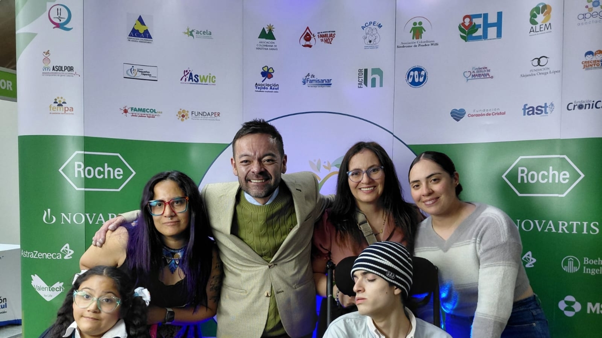 Nadir hastalık hastaları ve uzmanları, Raremed 2025 konferansında Kolombiya sağlık sisteminin yeniden düşünülmesi çağrısında bulundu.