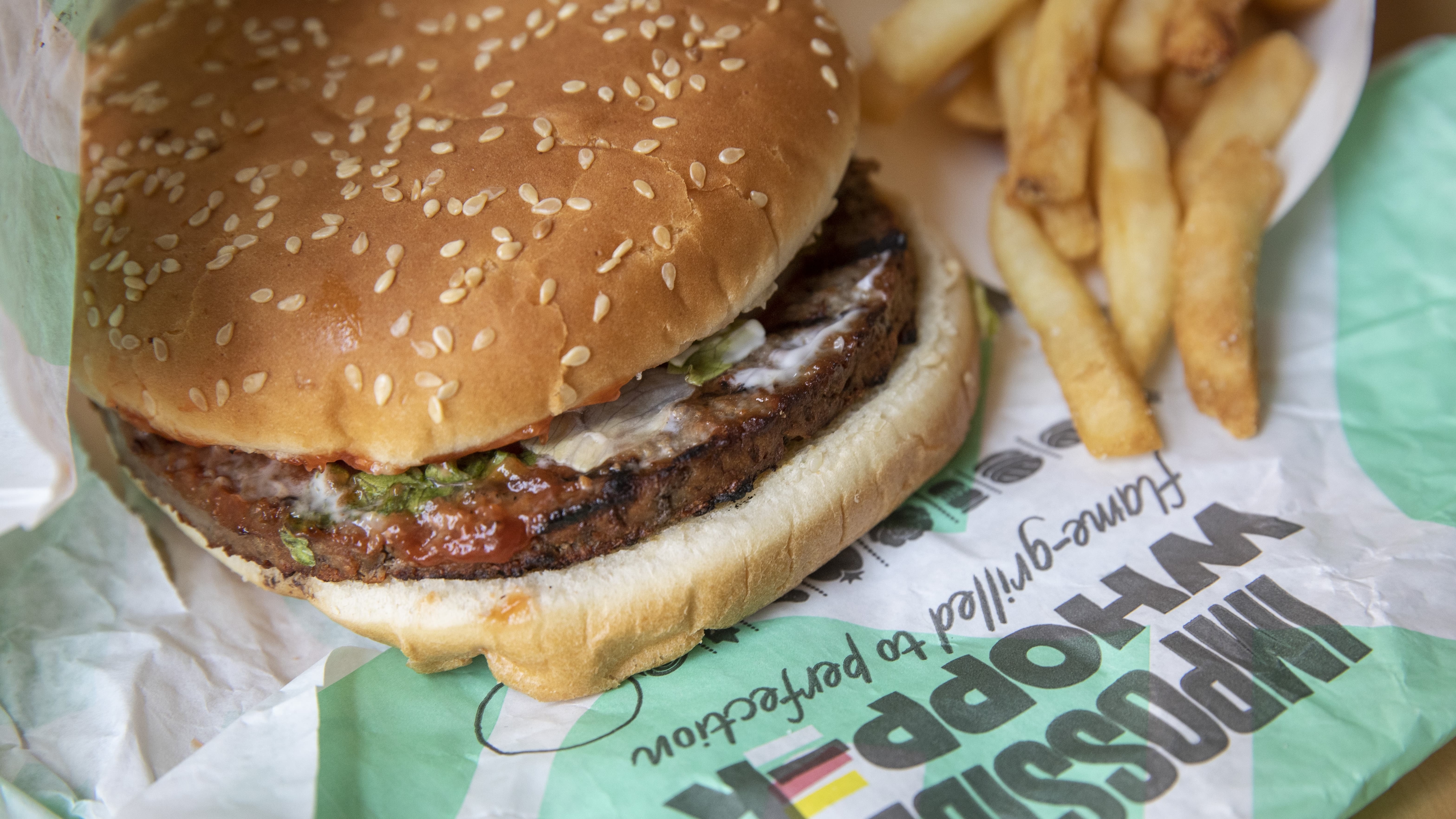 Gebrek aan transparantie in fastfoodrestaurants: "Europese regelgeving is volledig achterhaald", zegt UFC-Que Choisir