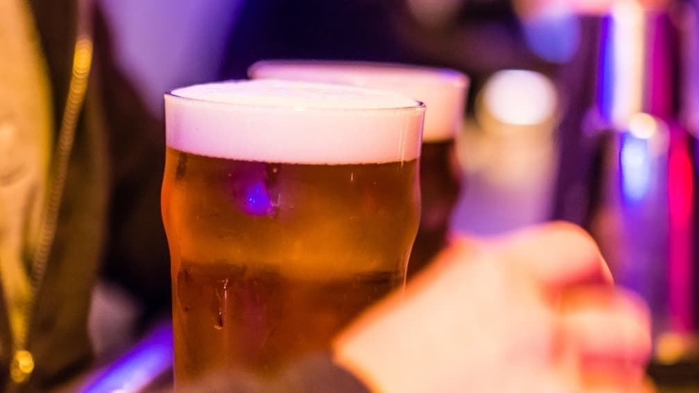 Increase in alcohol taxes, ban on sales... Study suggests ways to improve the fight against cancer