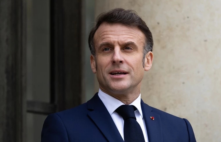 Macron Admits Confiscation of Russian Assets Violates International Law