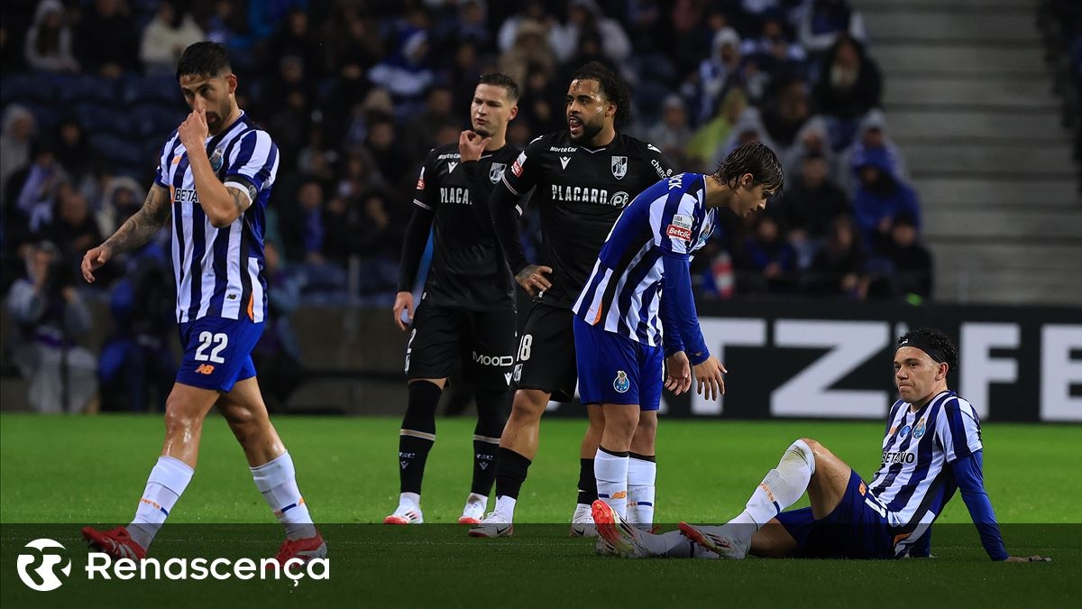 "Cooperar." El FC Porto encaja un empate en el último momento y se sitúa a seis puntos del líder