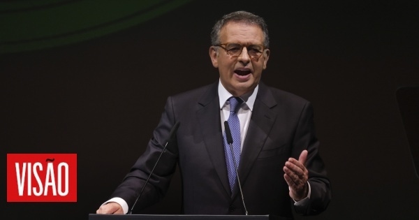 Il fallimento del Bilancio dello Stato non implica automaticamente lo scioglimento del Parlamento. António José Seguro presenta la candidatura per Belém