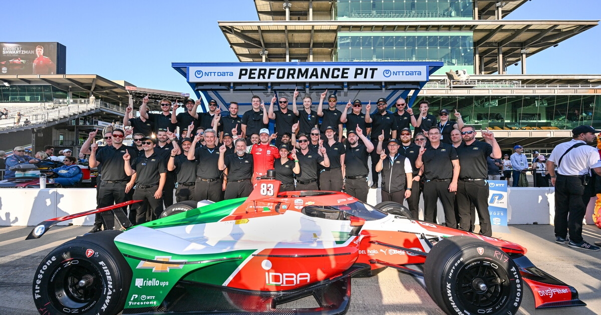 Prema consigue la pole position en las 500 Millas de Indianápolis