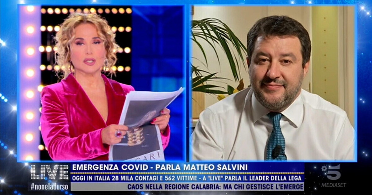 Salvini quer trazer Barbara D'Urso para a Rai