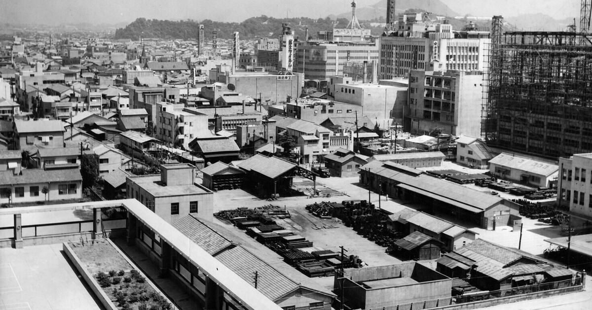 Reise nach Hiroshima und Nagasaki im Jahr 1958 auf der Suche nach der Bedeutung der „neuen“ Welt