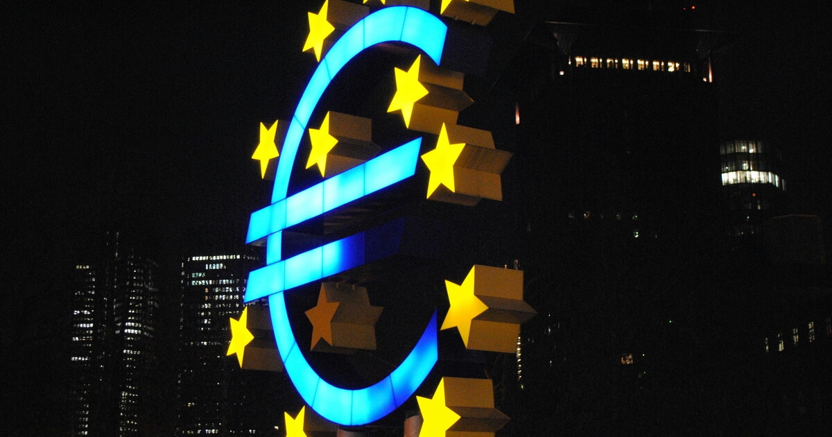 É uma ilusão pensar que os Eurobonds resolverão todos os males europeus.