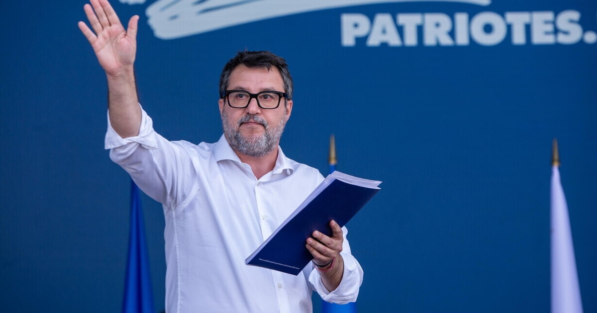 Salvini l'escapista. Ora che Trump forse bombarda l’Iran lui non twitta più sul disarmo. Si occupa della D’Urso