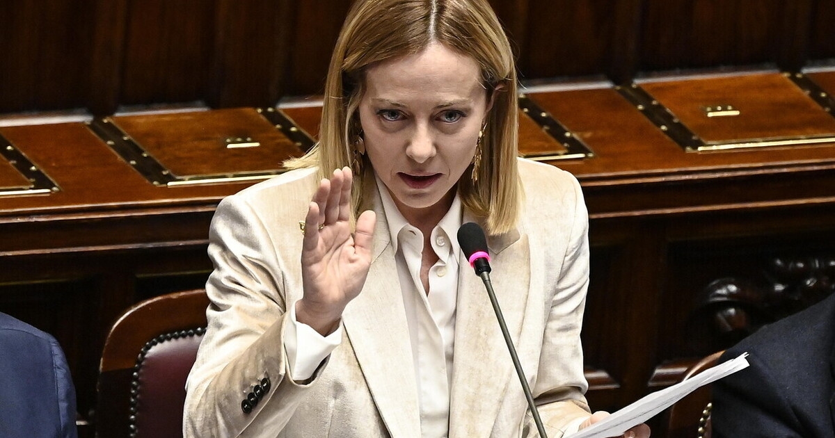 Meloni habla ante la Cámara tras el ataque estadounidense a Irán. La llamada telefónica con Schlein.