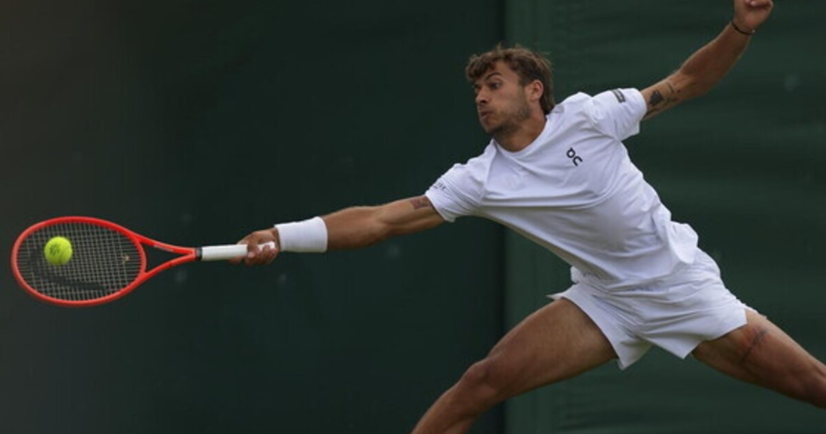 Ragioni per innamorarsi di Cobolli, il lato B dell’italian job del tennis