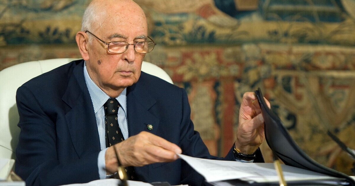 Napolitano, de PCI en het risico van trivialisering van de do-gooder