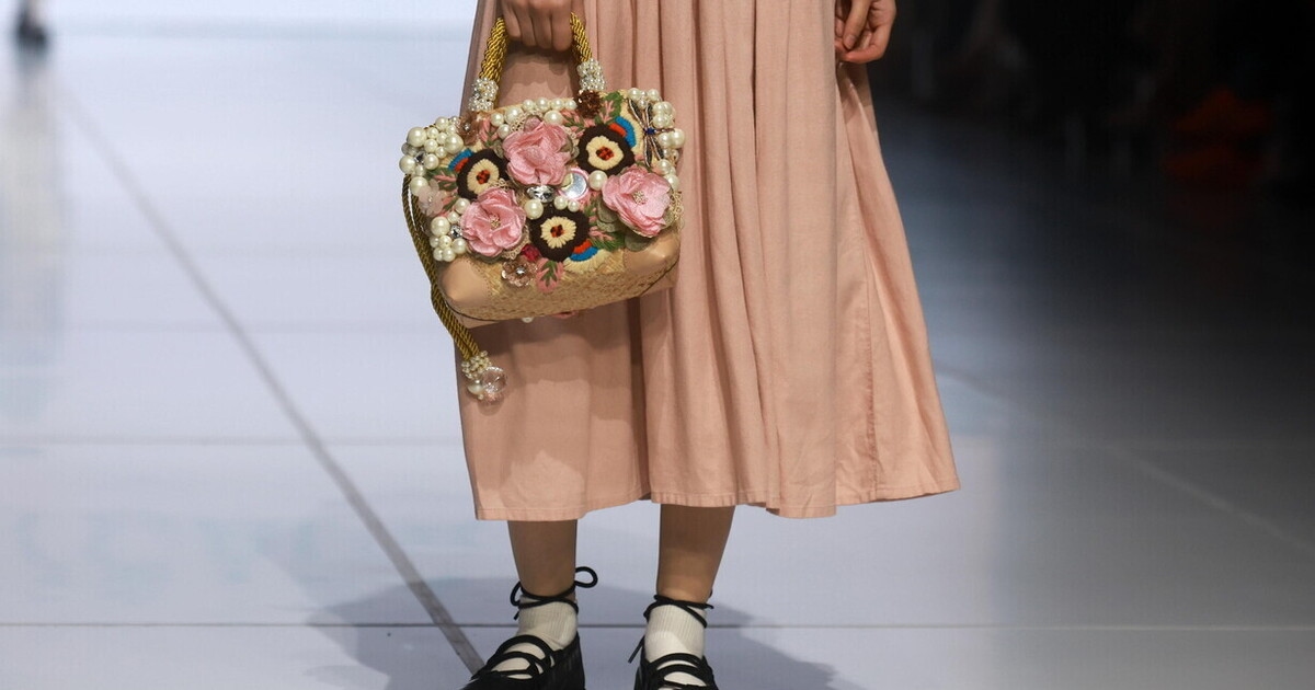 Je t'ai acheté pour le plaisir (et parce que c'est logique).