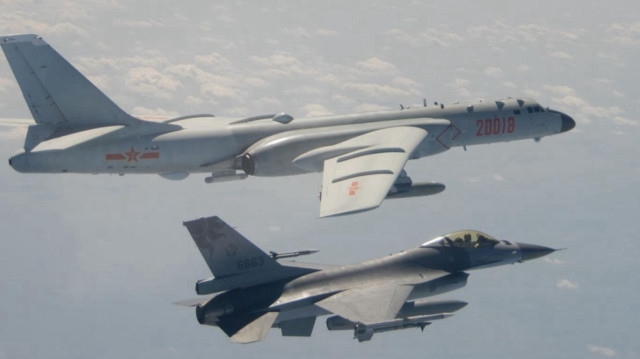 China bereitet sich auf die Präsentation einheimischer Kampfjets auf der Paris Air Show vor