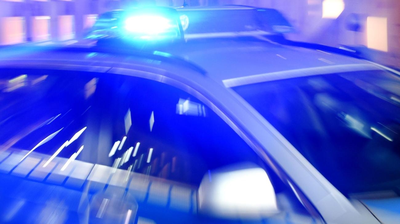 Nessun danno all'edificio: bancomat mobile fatto saltare in aria