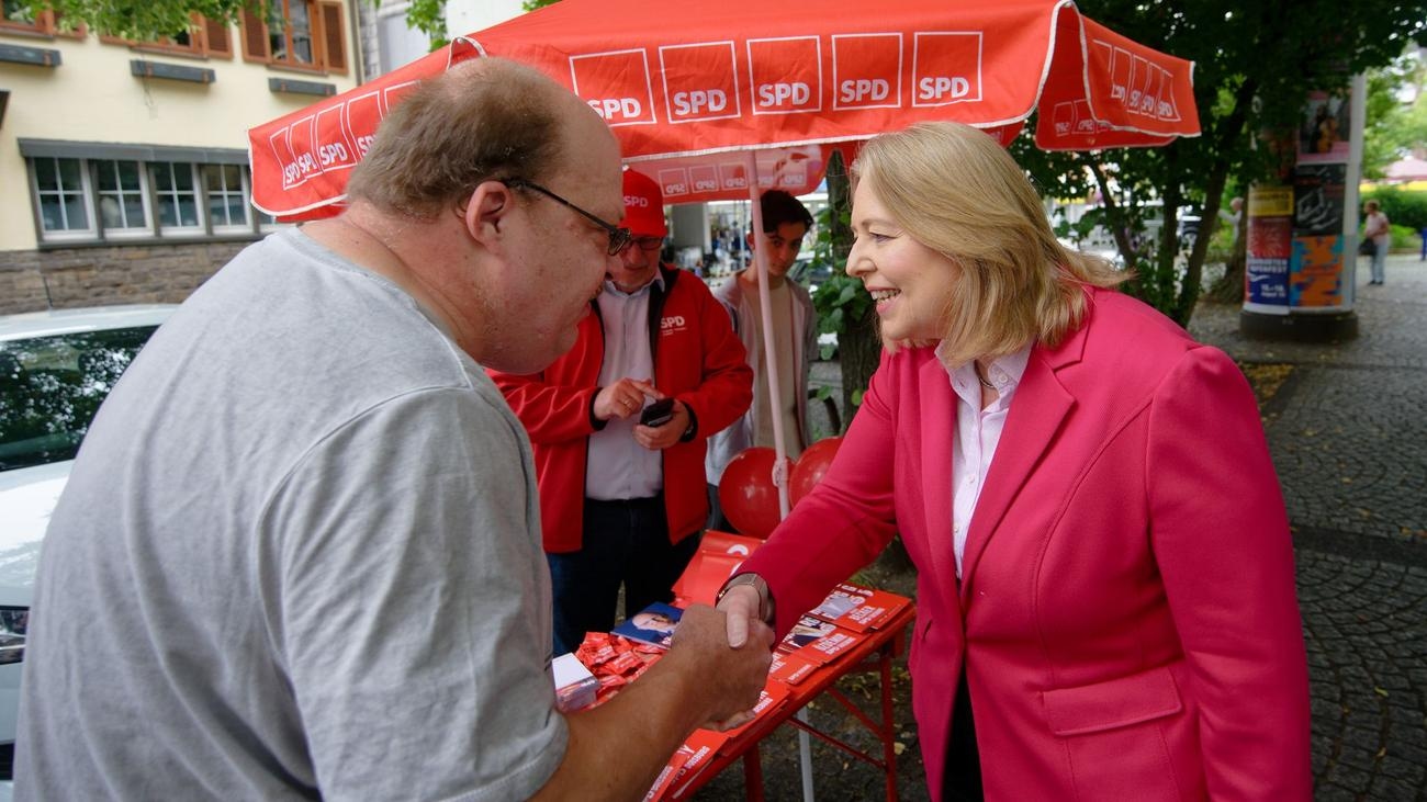 Eleições locais na Renânia do Norte-Vestfália: SPD na batalha contra o rebaixamento