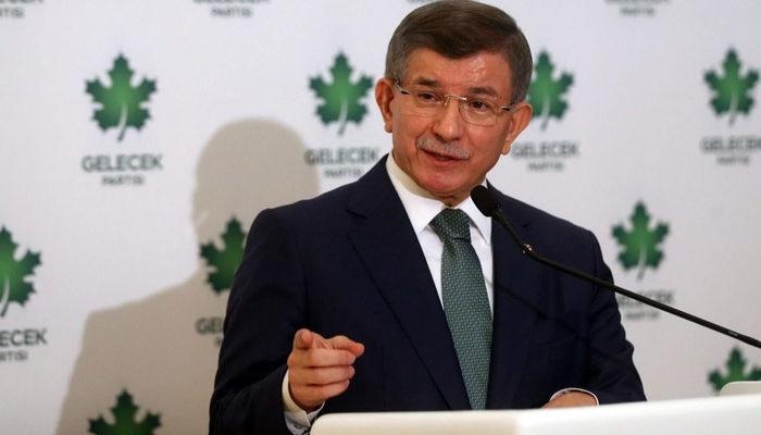 Hij kondigde het aan op sociale media! Schok van aftreden bij de Toekomstpartij! Twee parlementsleden zullen Davutoğlu ontmoeten en aftreden.
