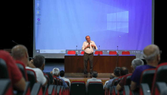 Düzce-burgemeester Faruk Özlü: "Laten we deze transformatie mogelijk maken."