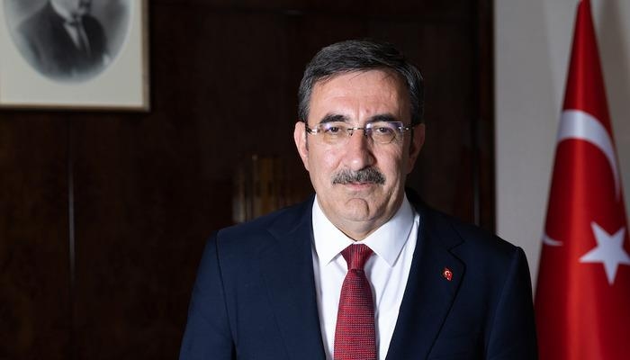 Cevdet Yılmaz zal optreden als waarnemend president tijdens het bezoek van Erdogan aan de TRNC