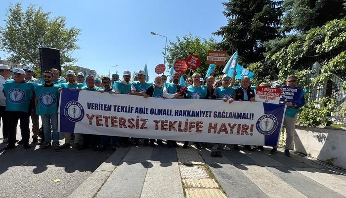 Sağlık-Sen Genel Başkanı: "Sadaka değil, hak ettiğimiz ücretleri istiyoruz"