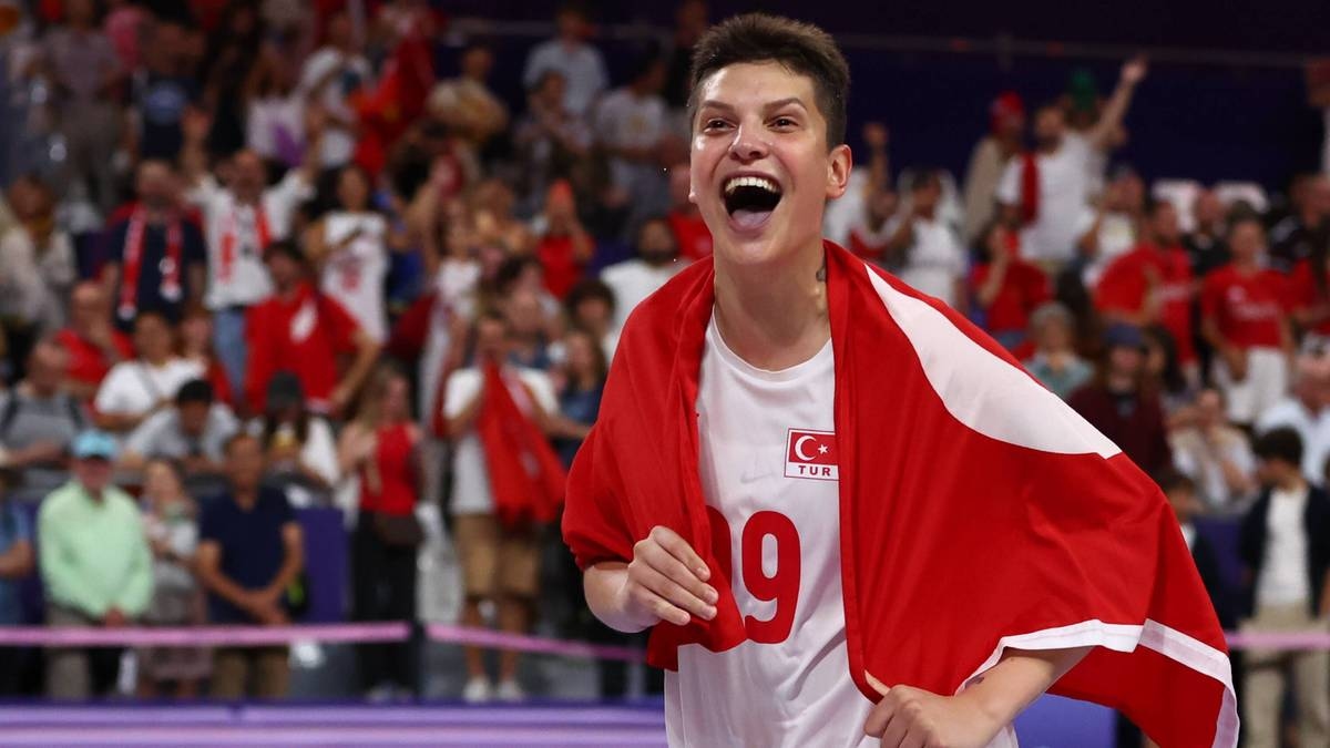 Der Volleyballstar kehrt nach vier Jahren in ihr Land zurück. Sie wird mit Stysiak spielen